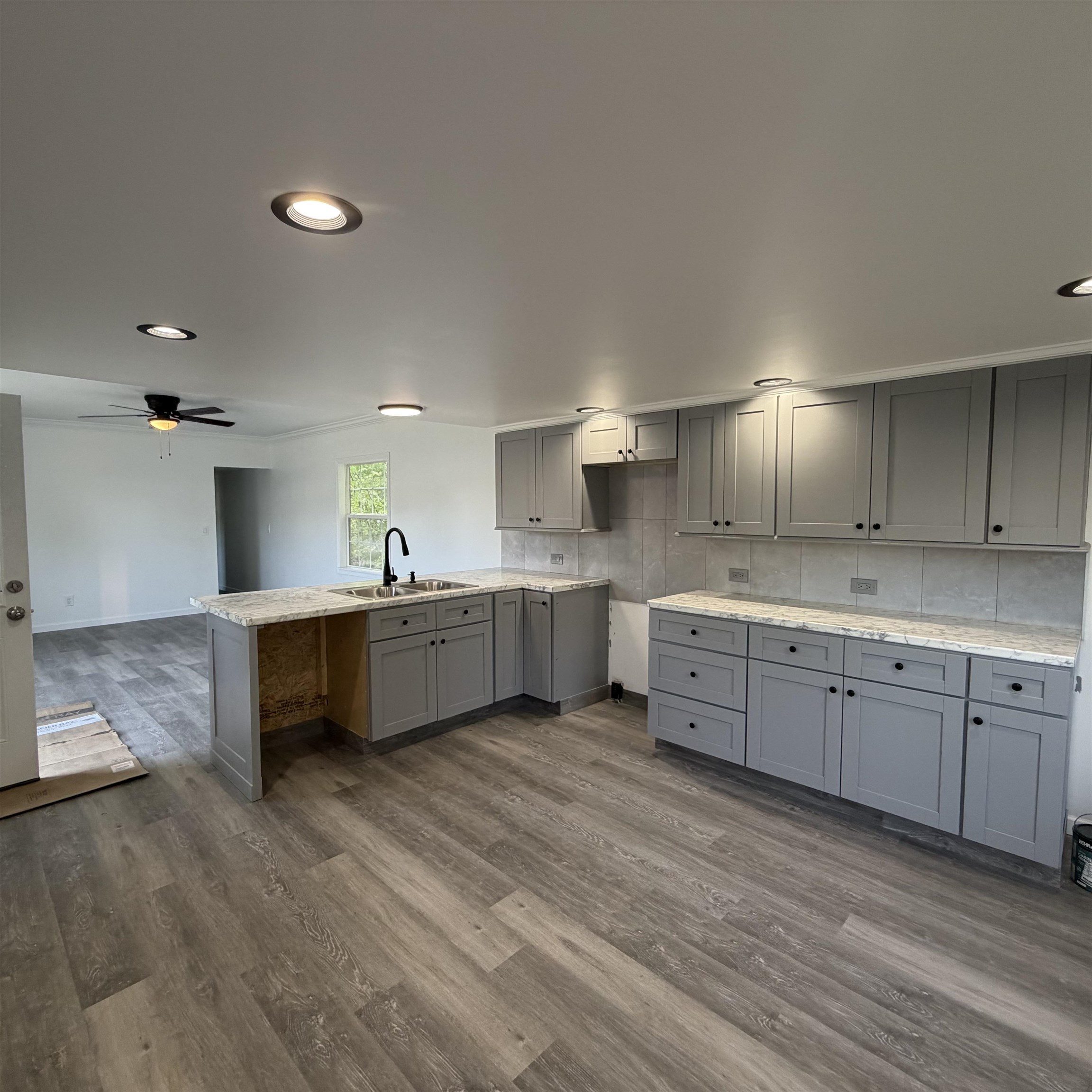 25 Riverview Drive