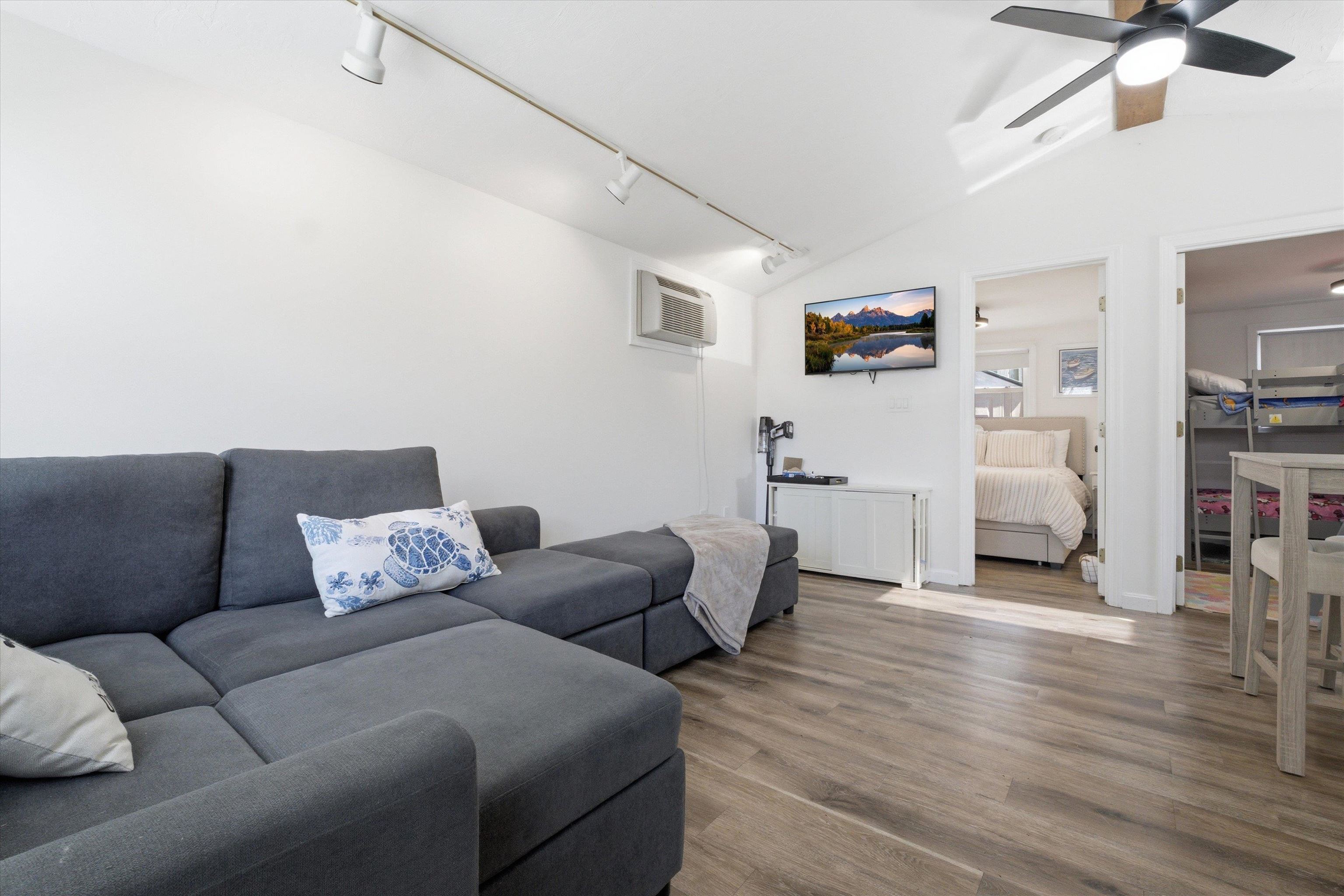 144 Lake Street 3