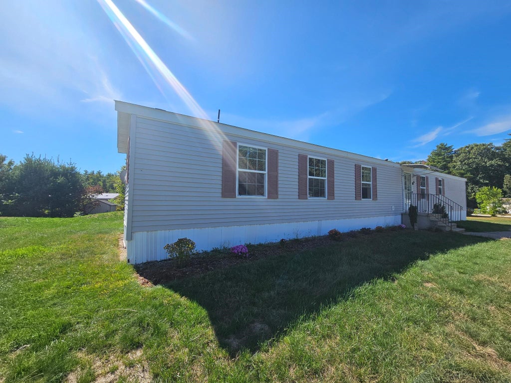 Photo of 26 Goldrush Lane, Rochester, NH 03868 (MLS # 5111090)