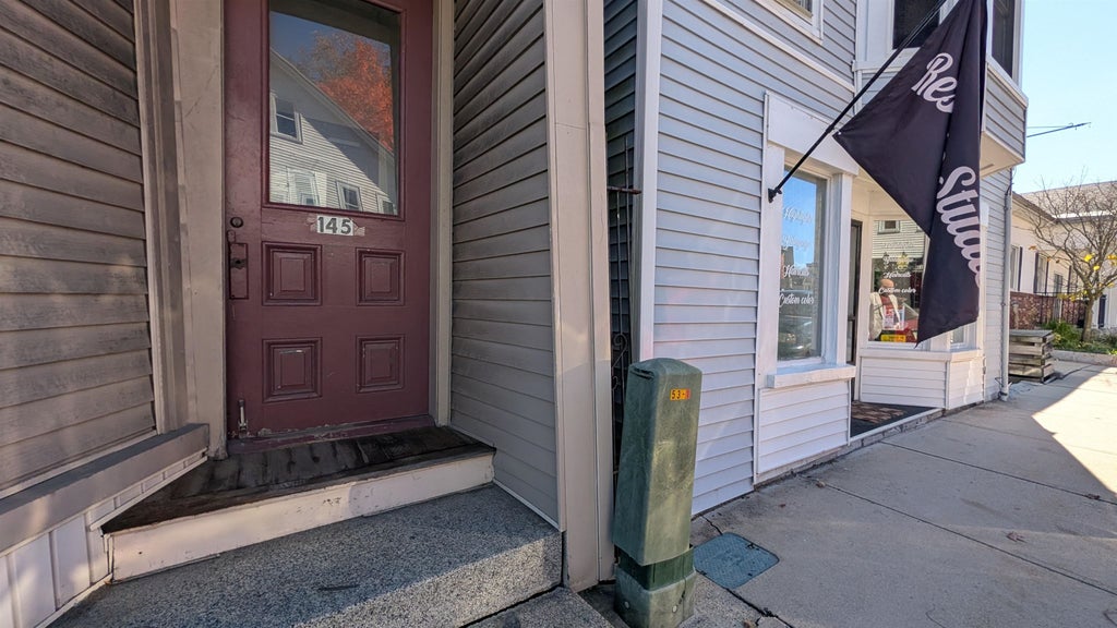 Photo of 145 Main Street #3, Newmarket, NH 03857 (MLS # 5114836)