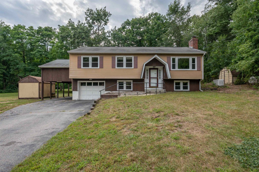 Photo of 72 Back River Road, Merrimack, NH 03054 (MLS # 5107141)