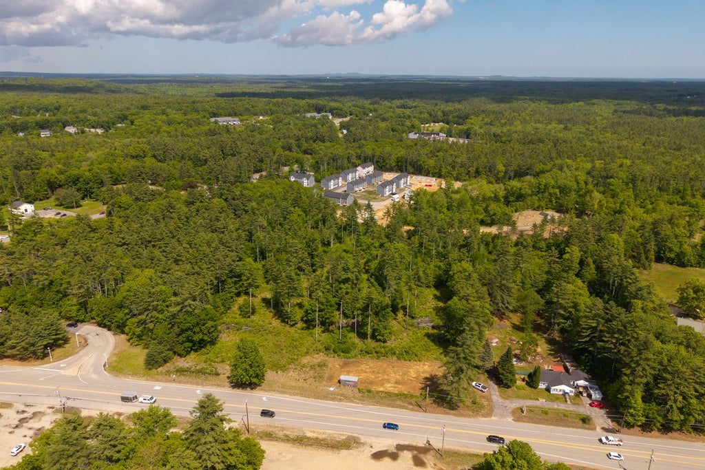 Photo of 555 CALEF Highway, Barrington, NH 03825 (MLS # 5093448)