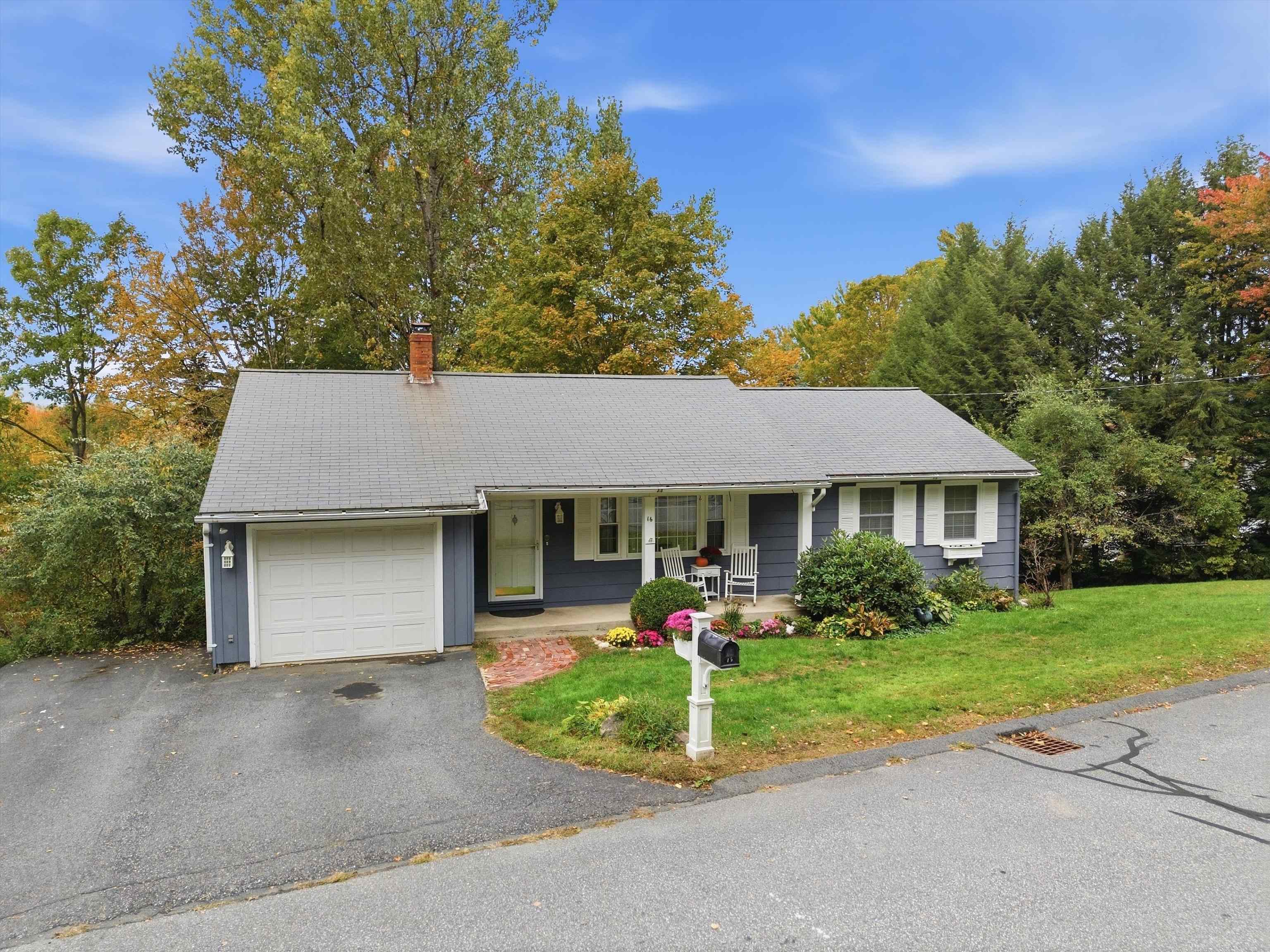 16 Edwin Avenue