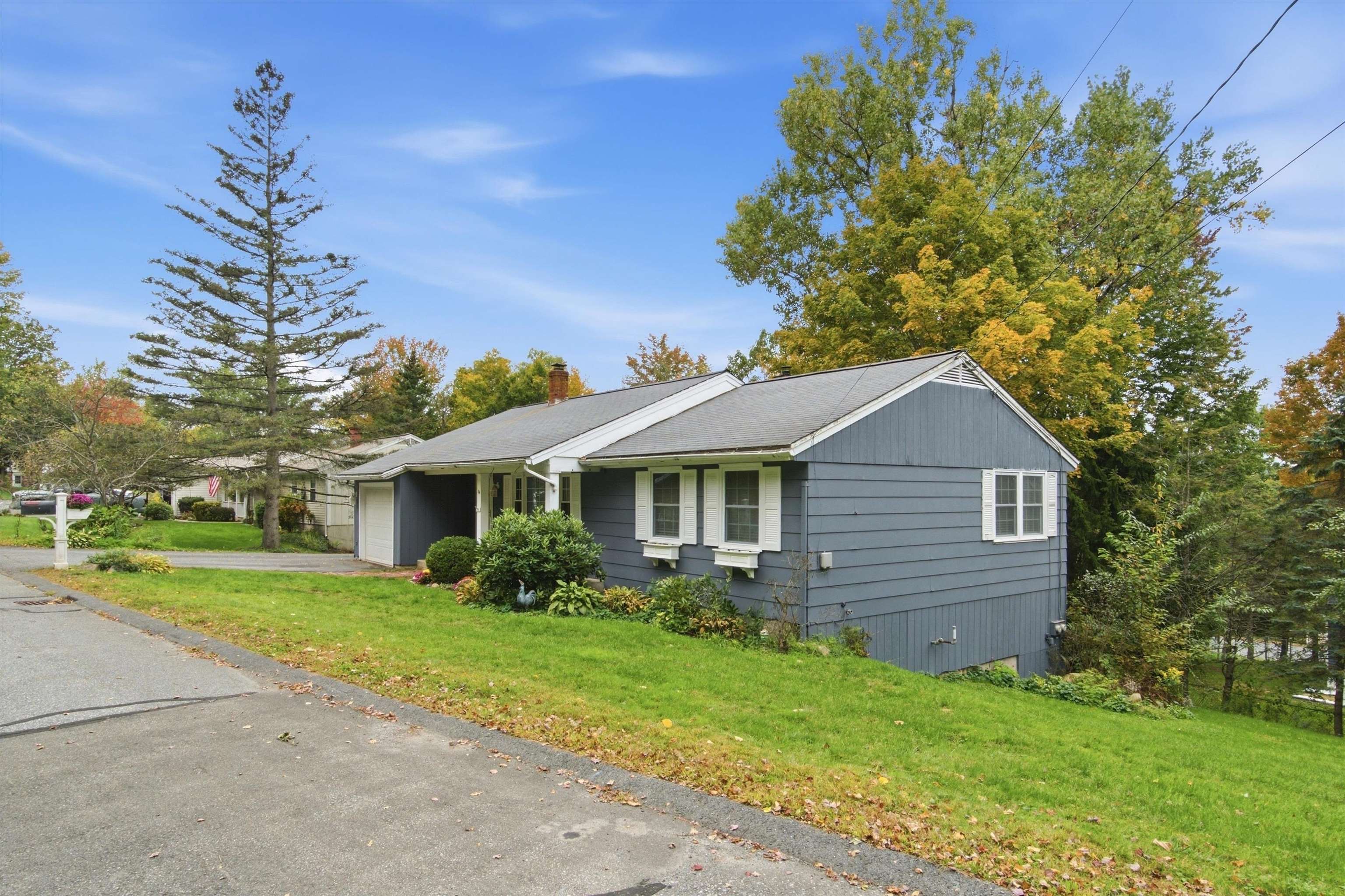 16 Edwin Avenue