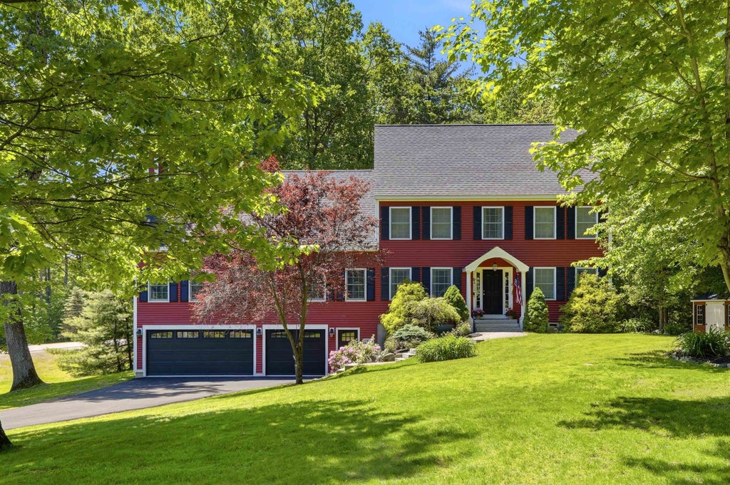 Photo of 29 Overlook Drive, Newfields, NH 03856 (MLS # 5088461)