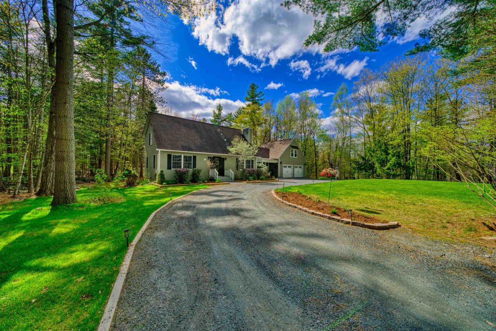 Photo of 22 Pine Ridge Road, Sunapee, NH 03782 (MLS # 5089696)
