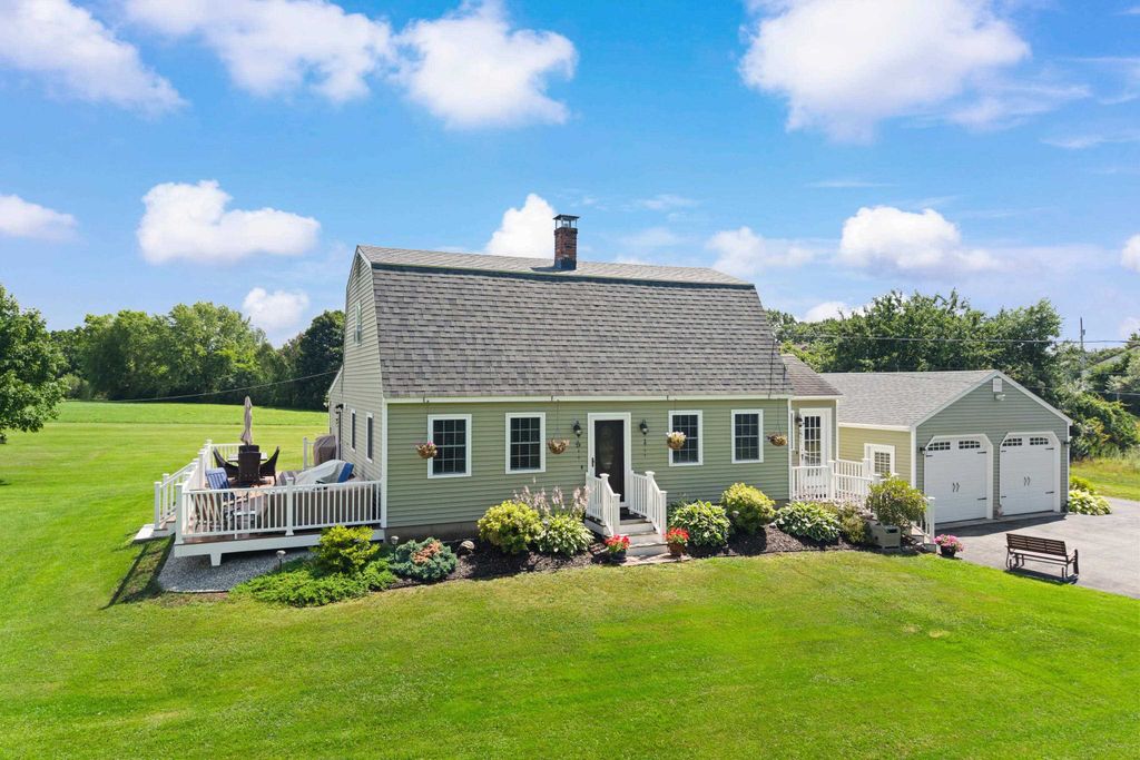 Photo of 72 Hidden Lane, Northfield, NH 03276 (MLS # 5101371)