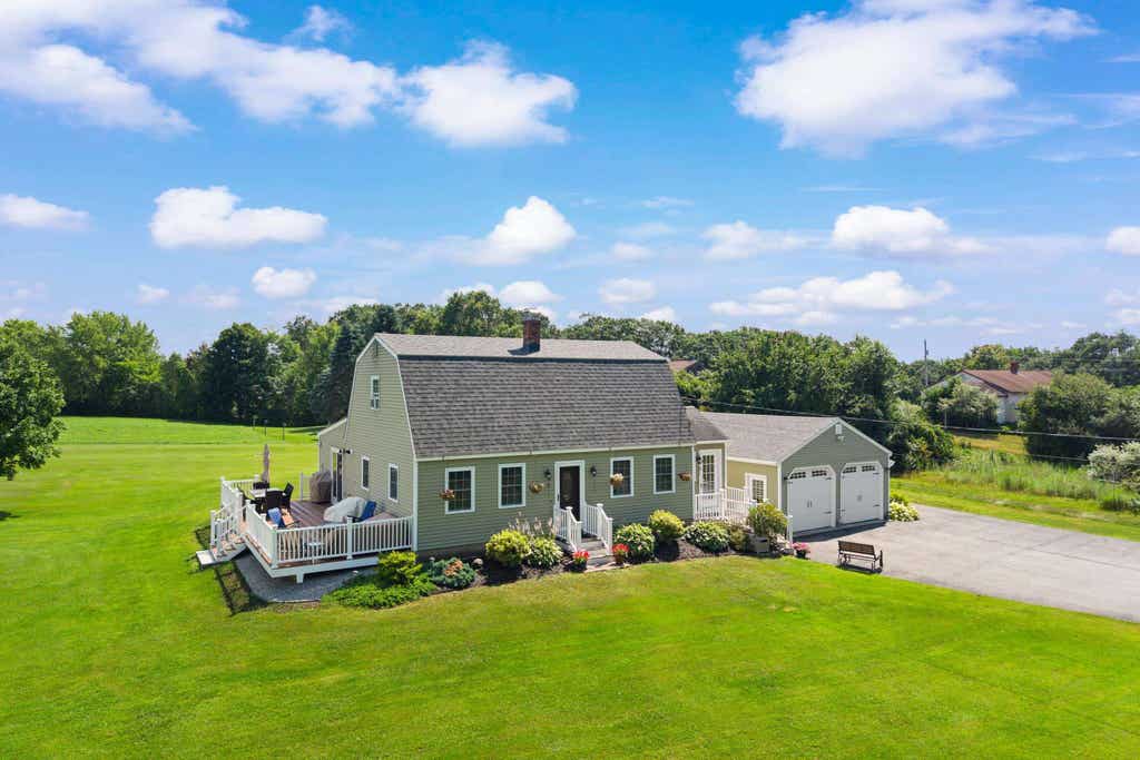 Photo of 72 Hidden Lane, Northfield, NH 03276 (MLS # 5101371)