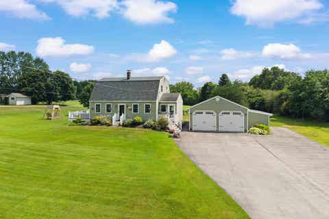 Photo of 72 Hidden Lane, Northfield, NH 03276 (MLS # 5101371)