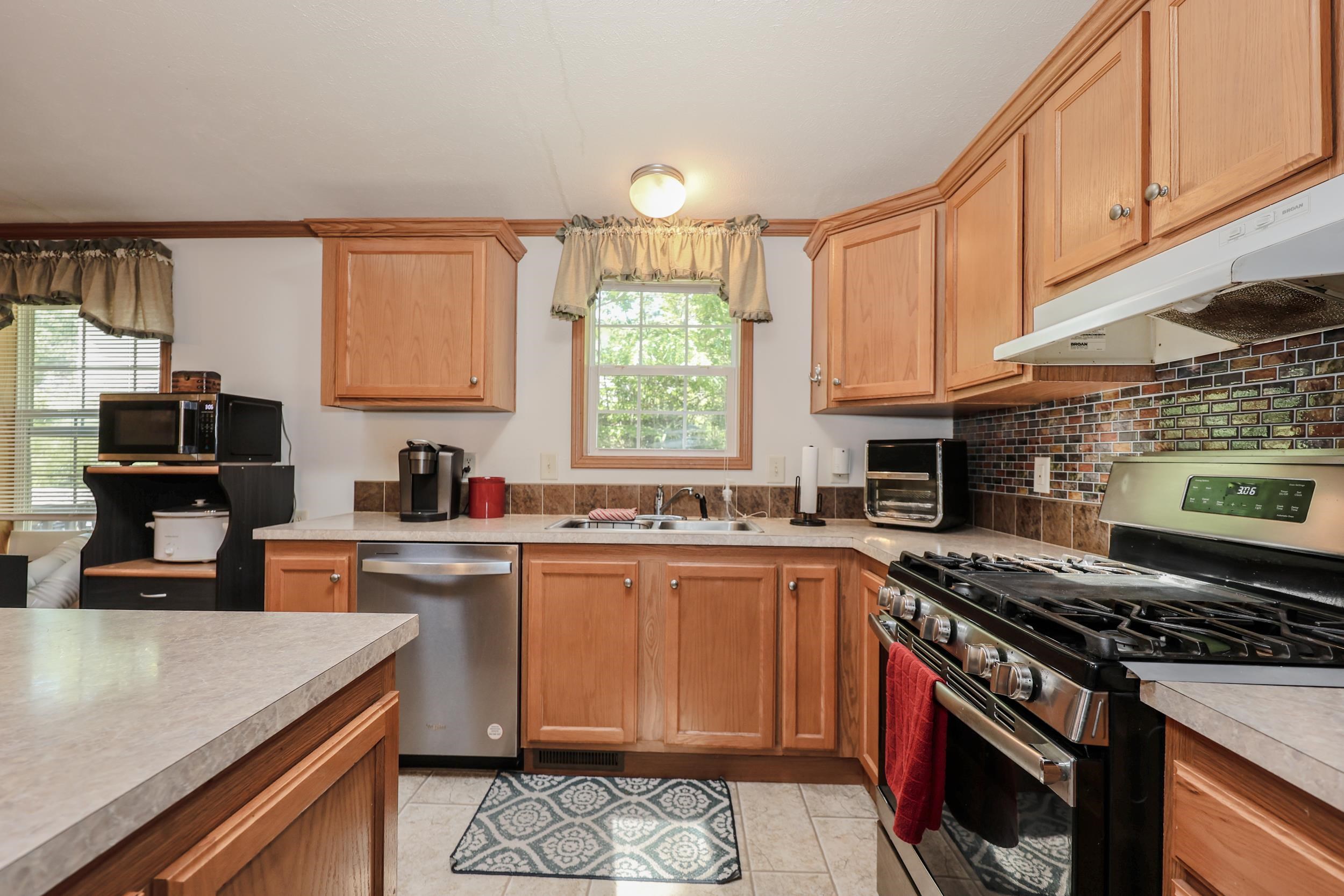 50 Hoit Mill Road