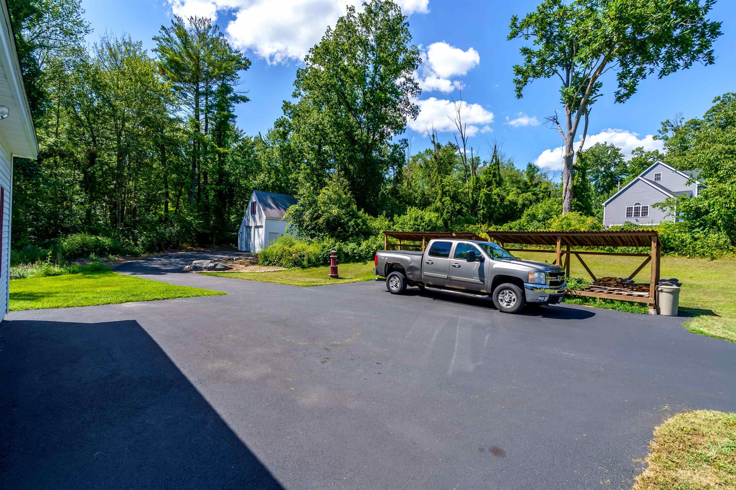 14 Blackstone Circle