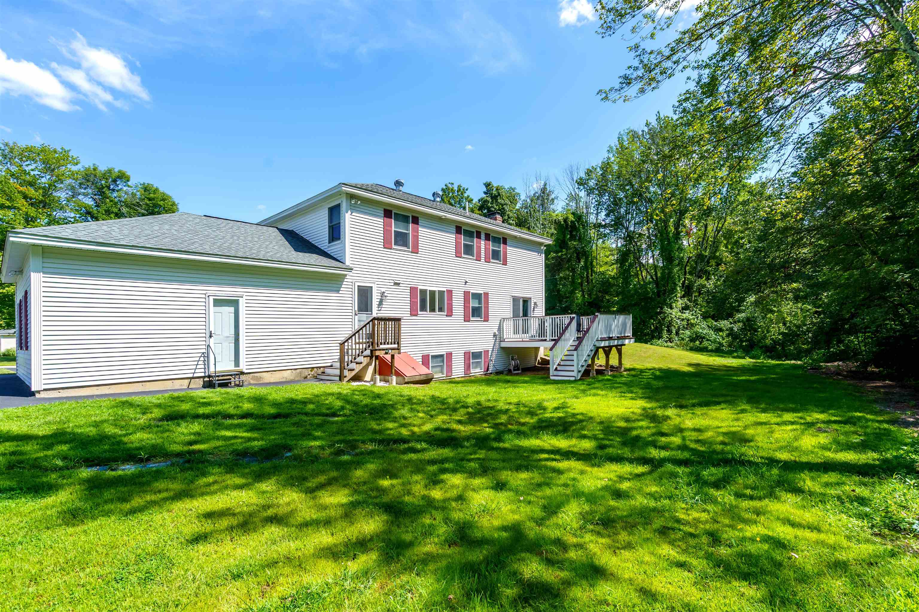 14 Blackstone Circle