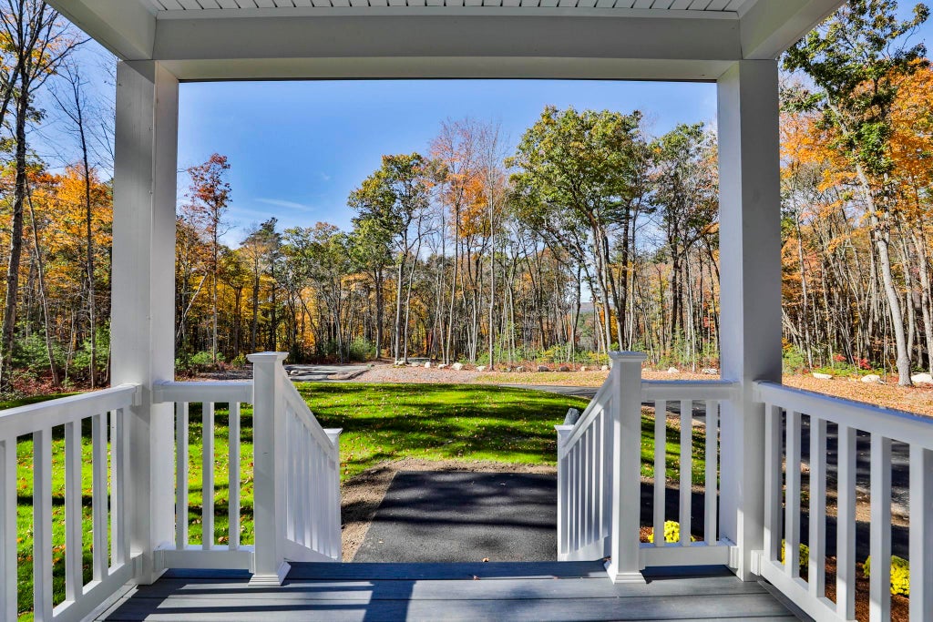 Photo of 8 Warren's Way, Brookline, NH 03033 (MLS # 5115311)