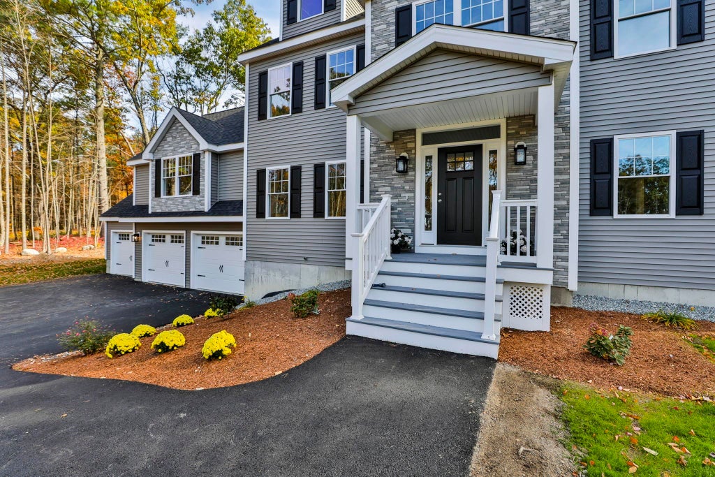 Photo of 8 Warren's Way, Brookline, NH 03033 (MLS # 5115311)