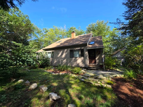 Photo of 6 Sugar Hill Road, Grantham, NH 03753 (MLS # 5106616)
