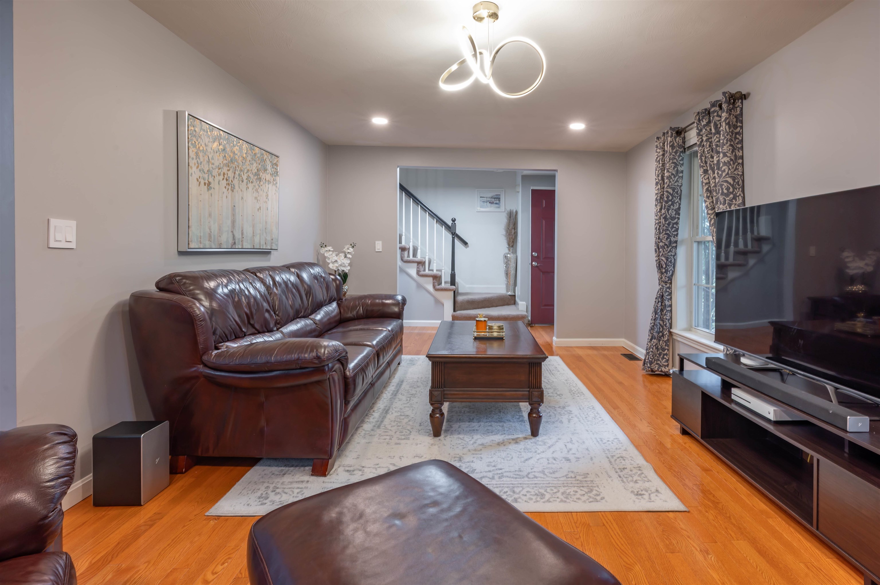 10 Castlegate Way 453