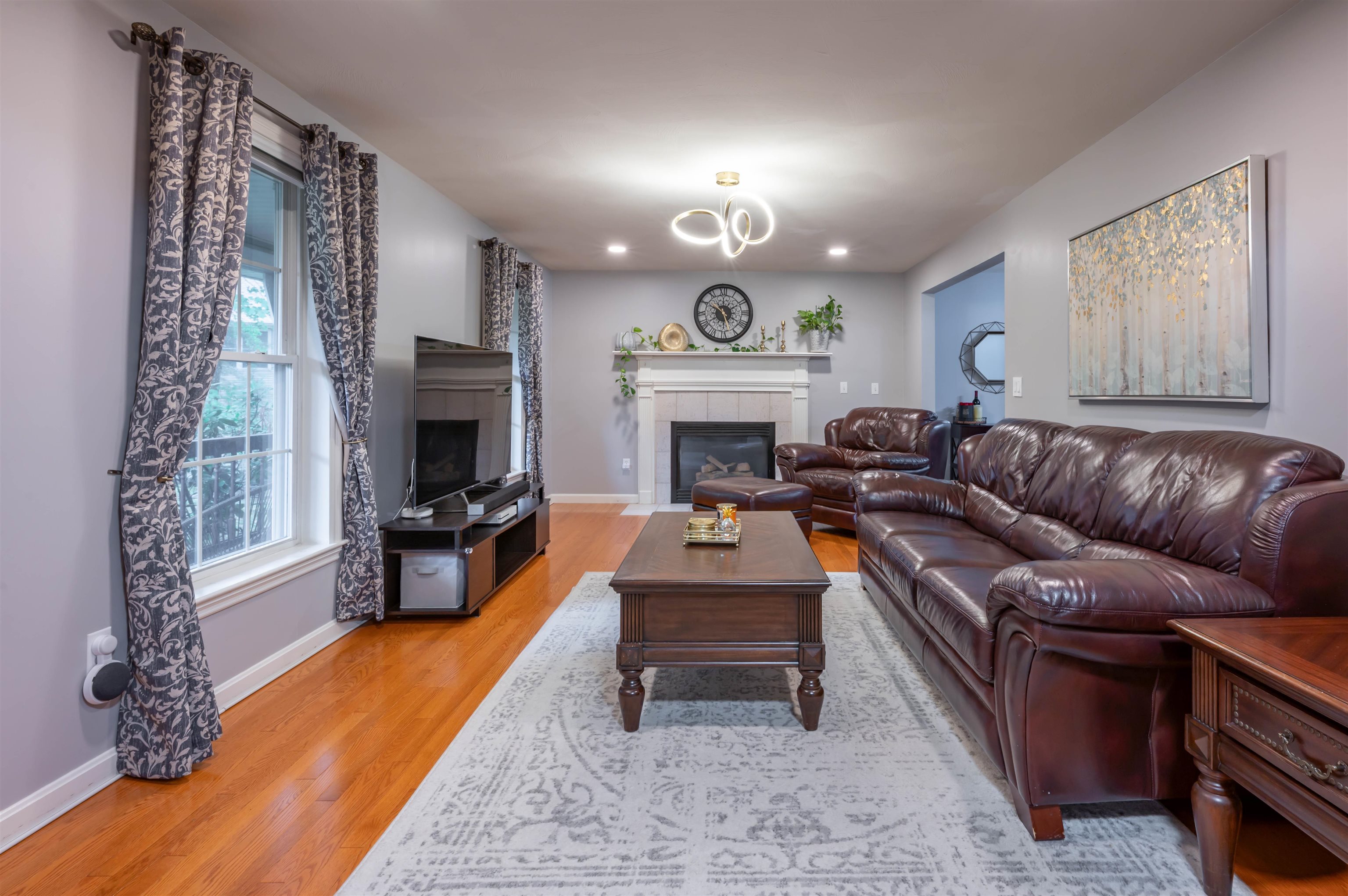 10 Castlegate Way 453