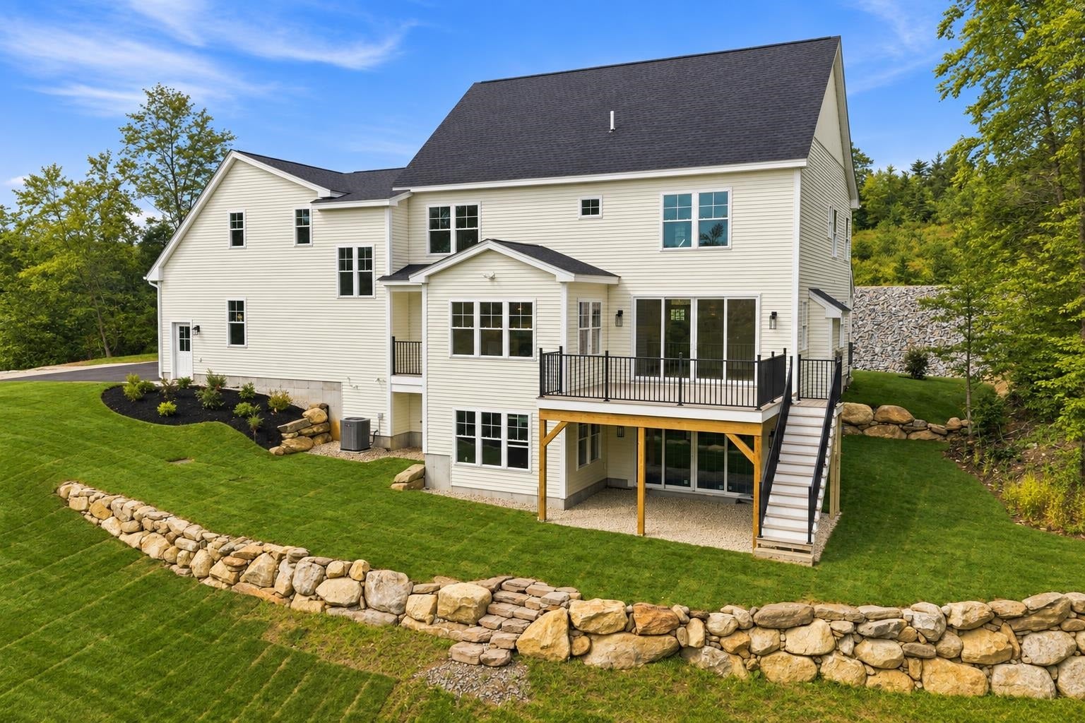 24 Indian Rock Road