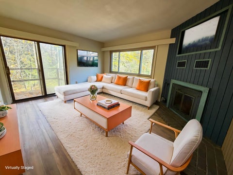Photo of 9 Evergreen Lane, Brattleboro, VT 05301 (MLS # 5114878)