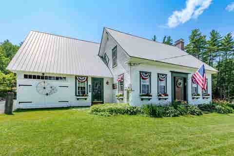 Photo of 488 Gale Chandler Road, Landaff, NH 03585 (MLS # 5102773)