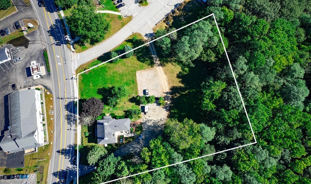 Photo of 156 Portsmouth Avenue, Stratham, NH 03885 (MLS # 5100867)