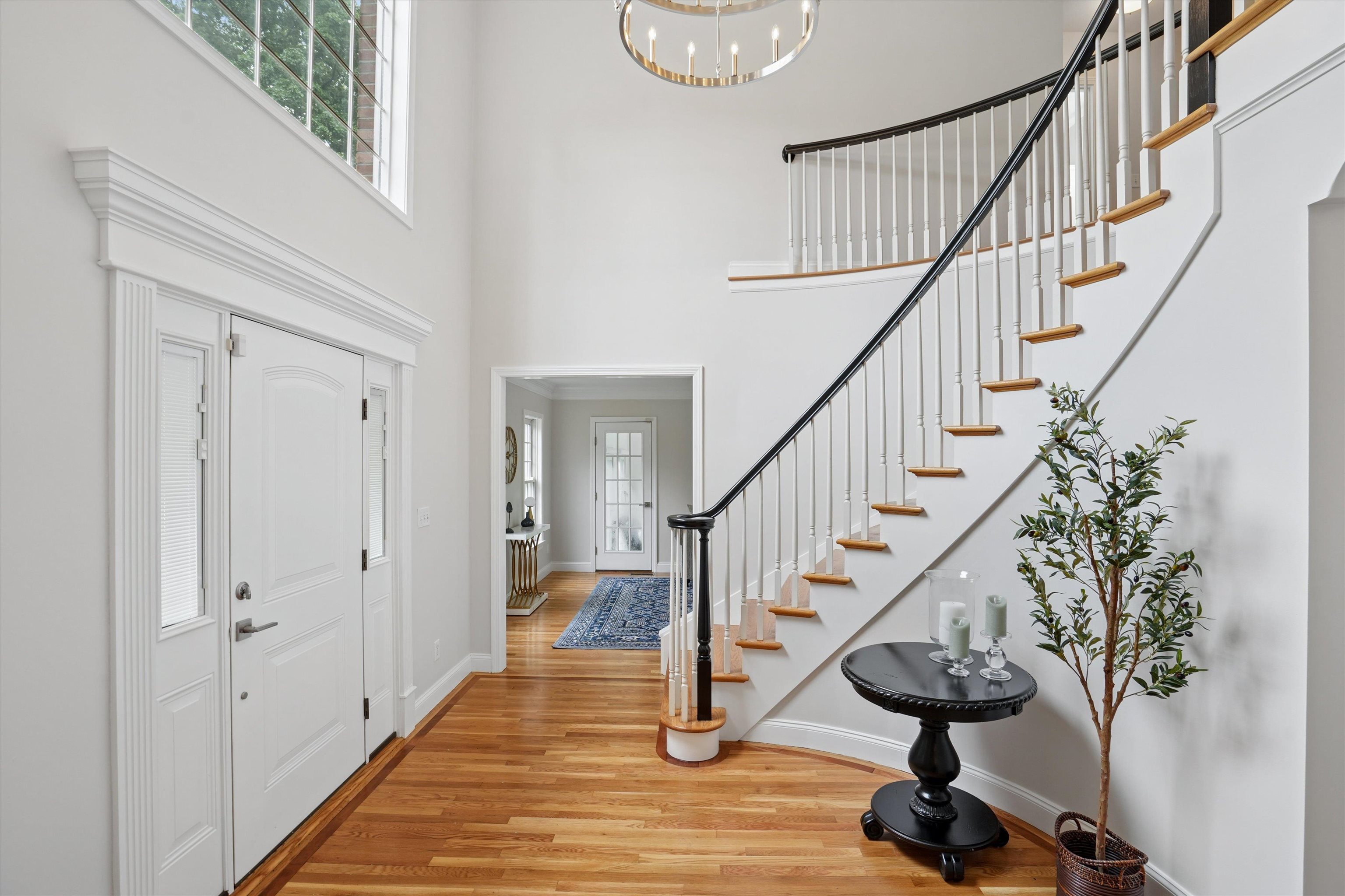 15 Strafford Lane