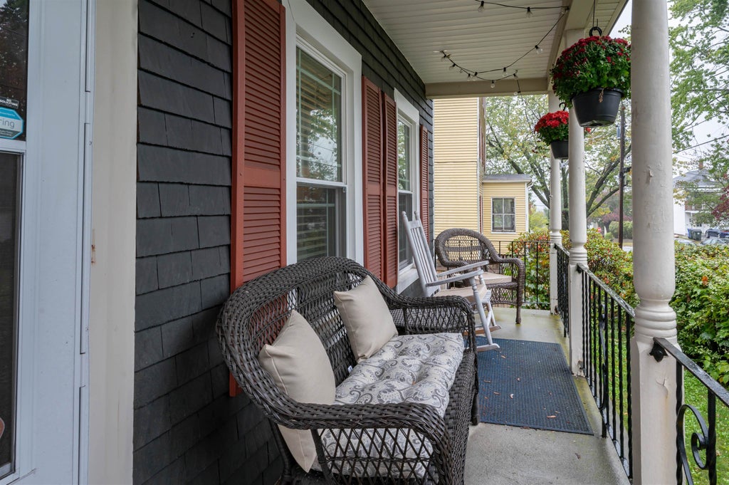 Photo of 625 Dix Street, Manchester, NH 03103 (MLS # 5112190)