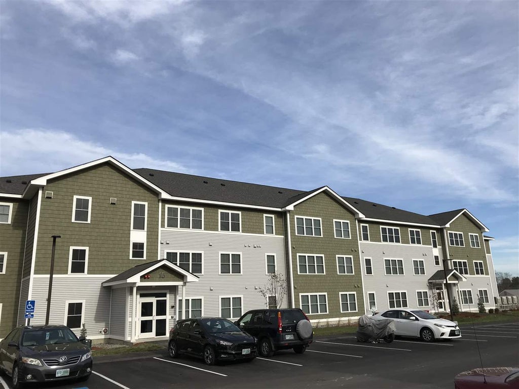 Photo of 52 East Ridge Drive #303, Milford, NH 03055 (MLS # 5114496)