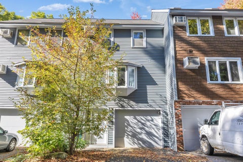 Photo of 46 Valley West Way, Manchester, NH 03102 (MLS # 5114646)