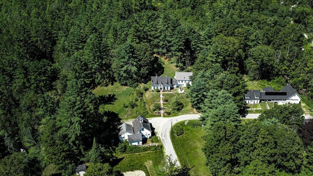Photo of 14 Grist Mill Street, Sutton, NH 03260 (MLS # 5087255)