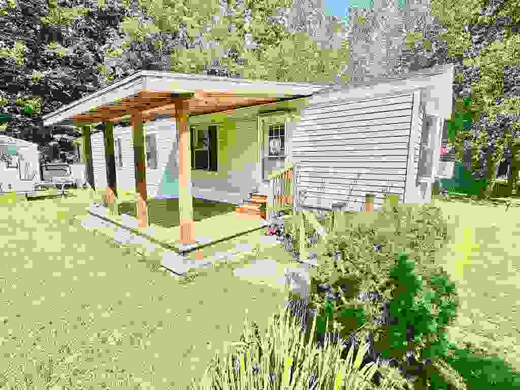 Photo of 219 Riverside Drive, Campton, NH 03223 (MLS # 5106037)