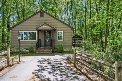 Photo of 165 Tory Road, Manchester, NH 03104 (MLS # 5093617)