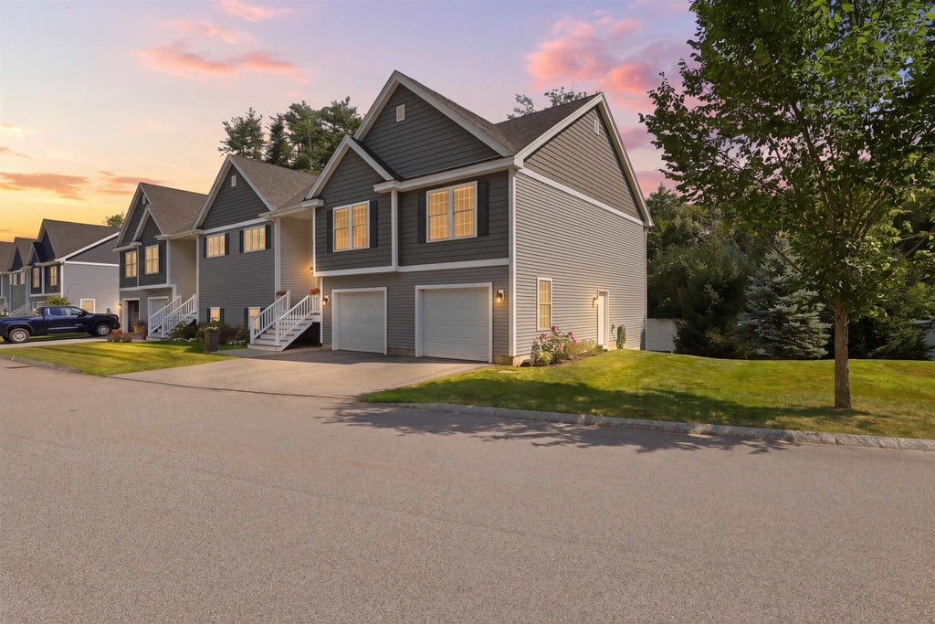 Photo of 17 Cypress Circle, Exeter, NH 03833 (MLS # 5105514)