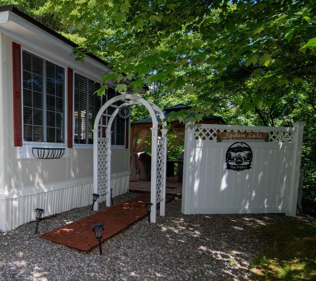 Photo of 186 High Country Way #95, Holderness, NH 03245 (MLS # 5097272)