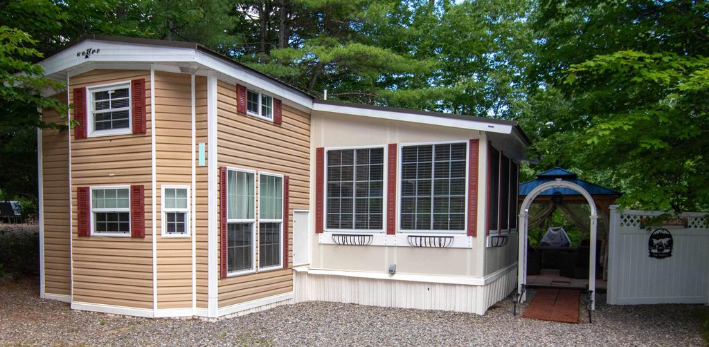 Photo of 186 High Country Way #95, Holderness, NH 03245 (MLS # 5097272)