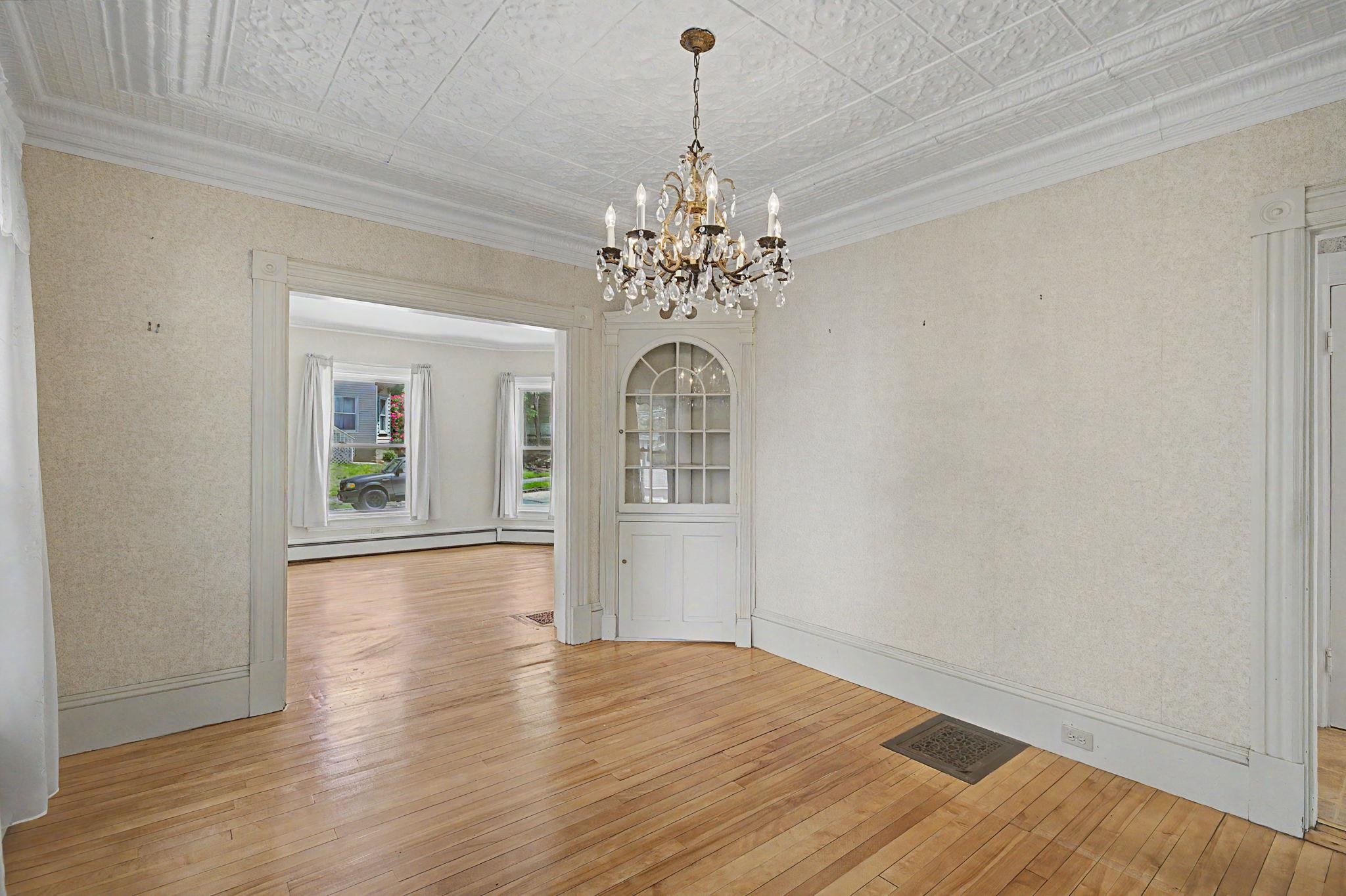 326 Walnut Street