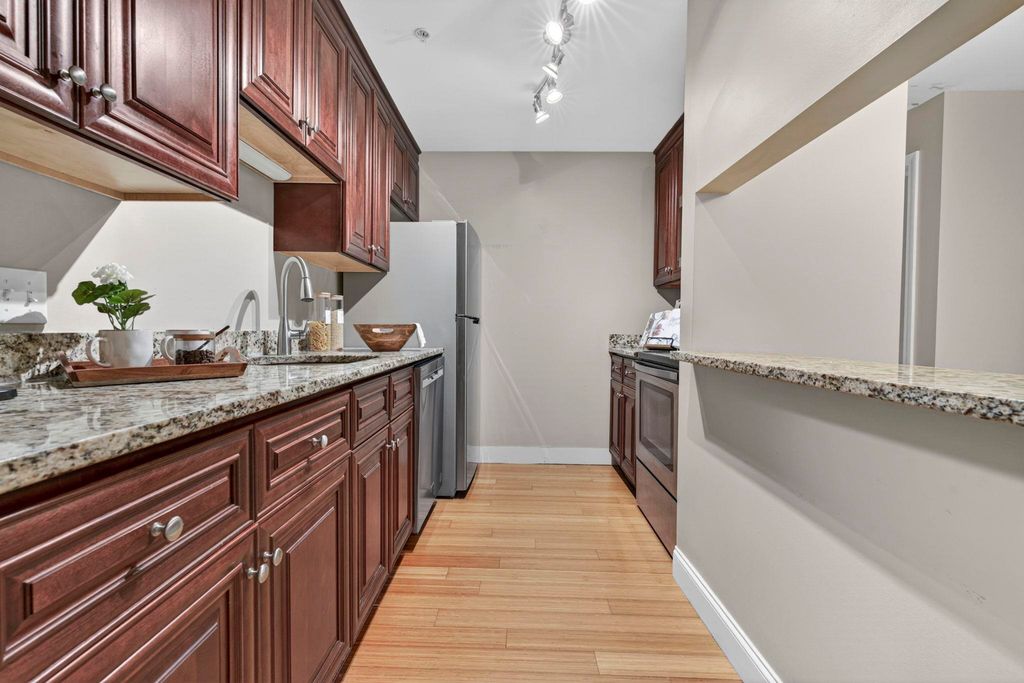 Photo of 92 Eastern Avenue #202, Manchester, NH 03104 (MLS # 5088521)