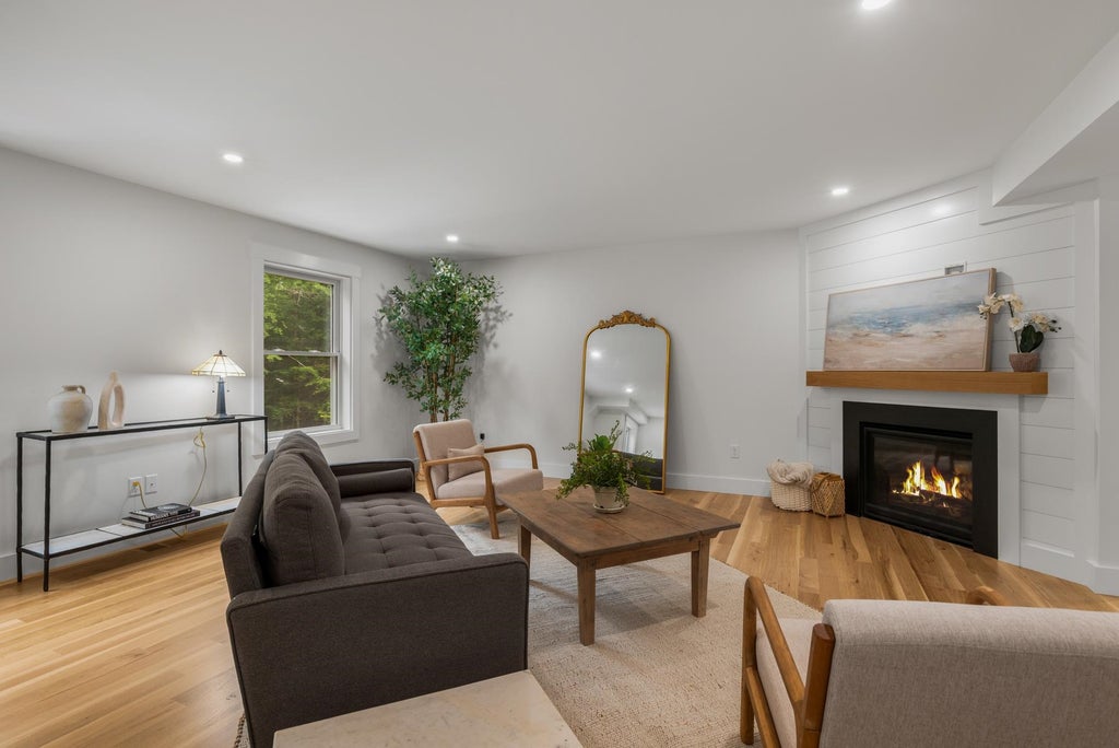 Photo of 102 Jenness Road #A, Epping, NH 03042 (MLS # 5107682)