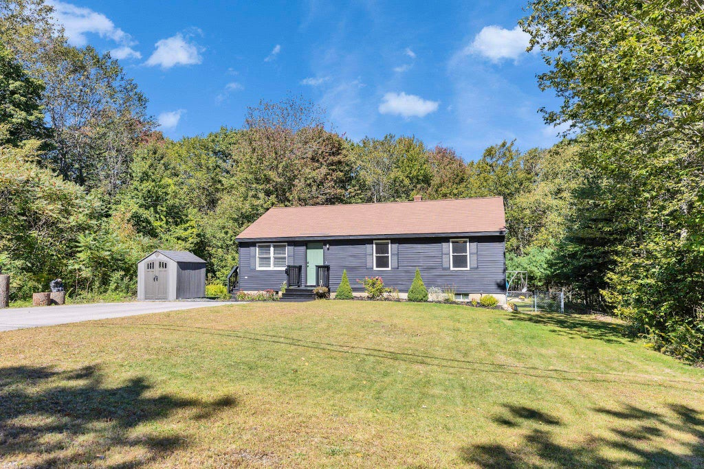 Photo of 17 Stoneridge Road, New Ipswich, NH 03071 (MLS # 5111742)