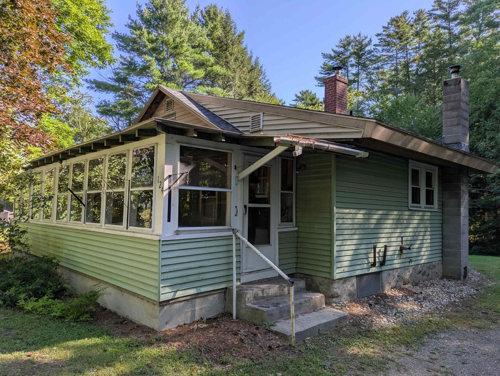 Photo of 124 Wilson Pond Road, Swanzey, NH 03431 (MLS # 5109820)
