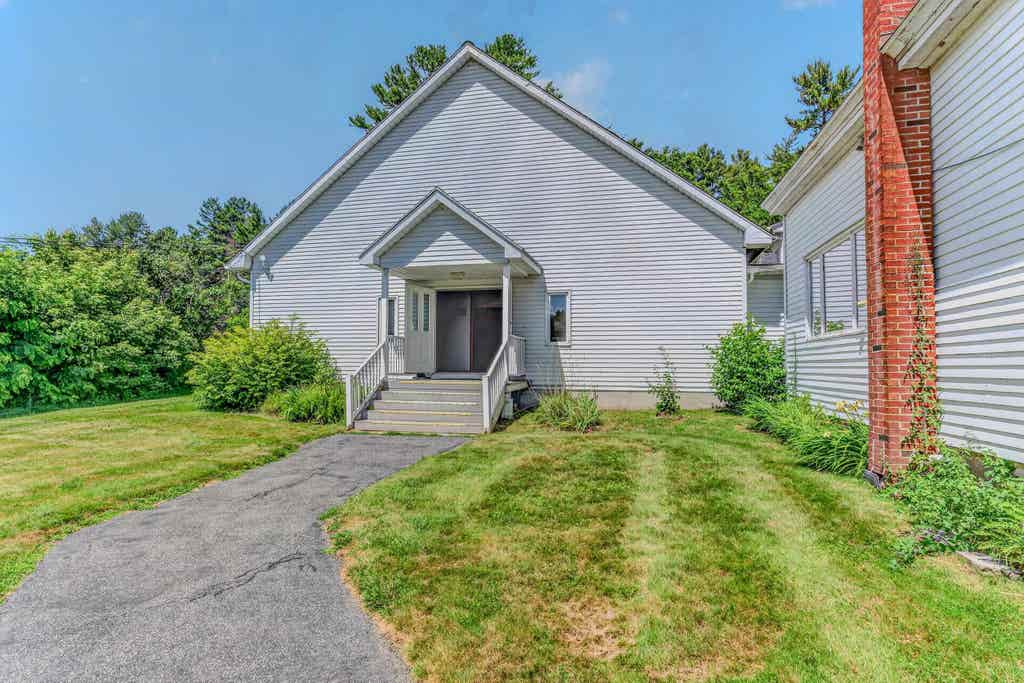 Photo of 355 Union Street, Littleton, NH 03561 (MLS # 5102375)