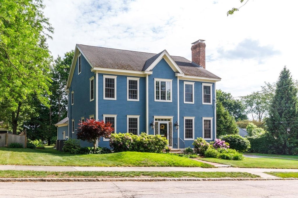 Photo of 119 Lexington Avenue, Manchester, NH 03104 (MLS # 5094164)