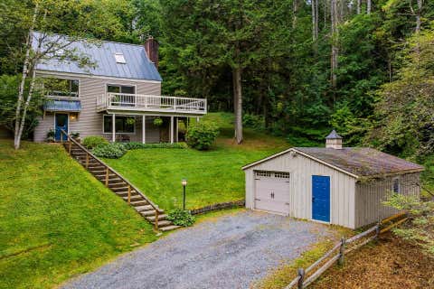 Photo of 151 Dwight Road, Hartford, VT 05059 (MLS # 5105944)