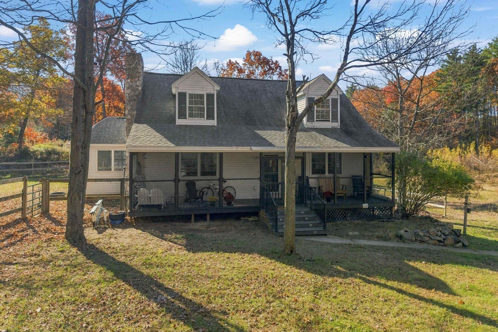 Photo of 63 Chester Turnpike, Allenstown, NH 03275 (MLS # 5116344)