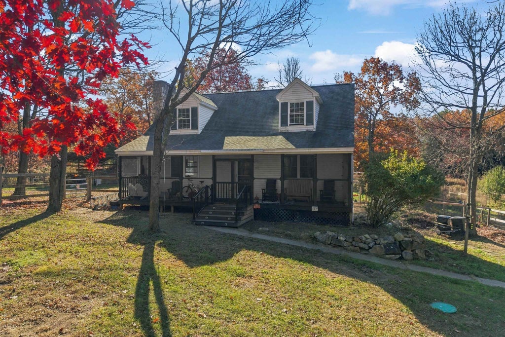 Photo of 63 Chester Turnpike, Allenstown, NH 03275 (MLS # 5116344)
