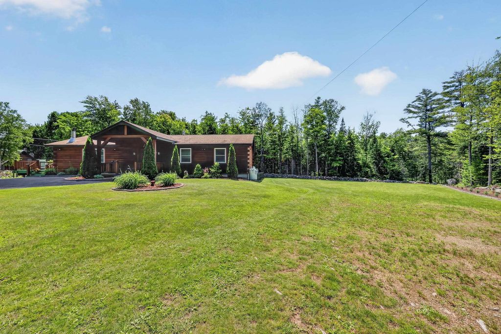 Photo of 6 Woodthrush Acres Road, Whitefield, NH 03598 (MLS # 5097484)