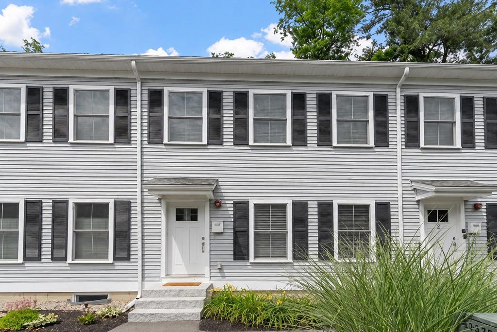 Photo of 88 Silver Street #3, Dover, NH 03820 (MLS # 5105292)