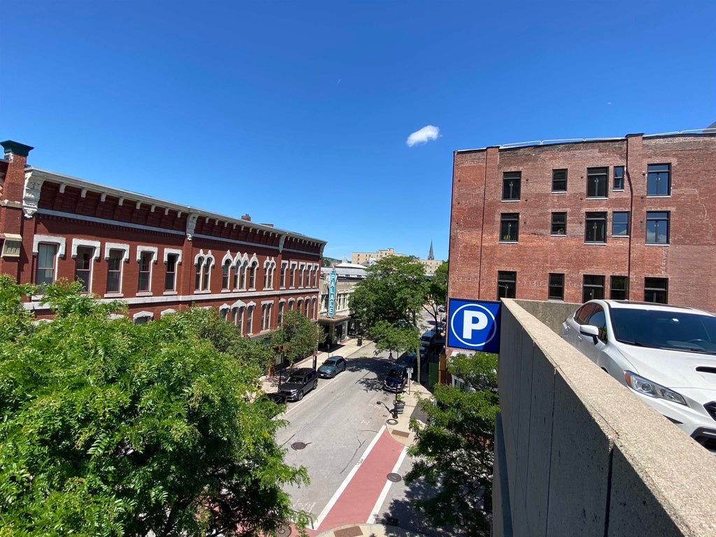 Photo of 83 Hanover Street #410, Manchester, NH 03101 (MLS # 5114259)