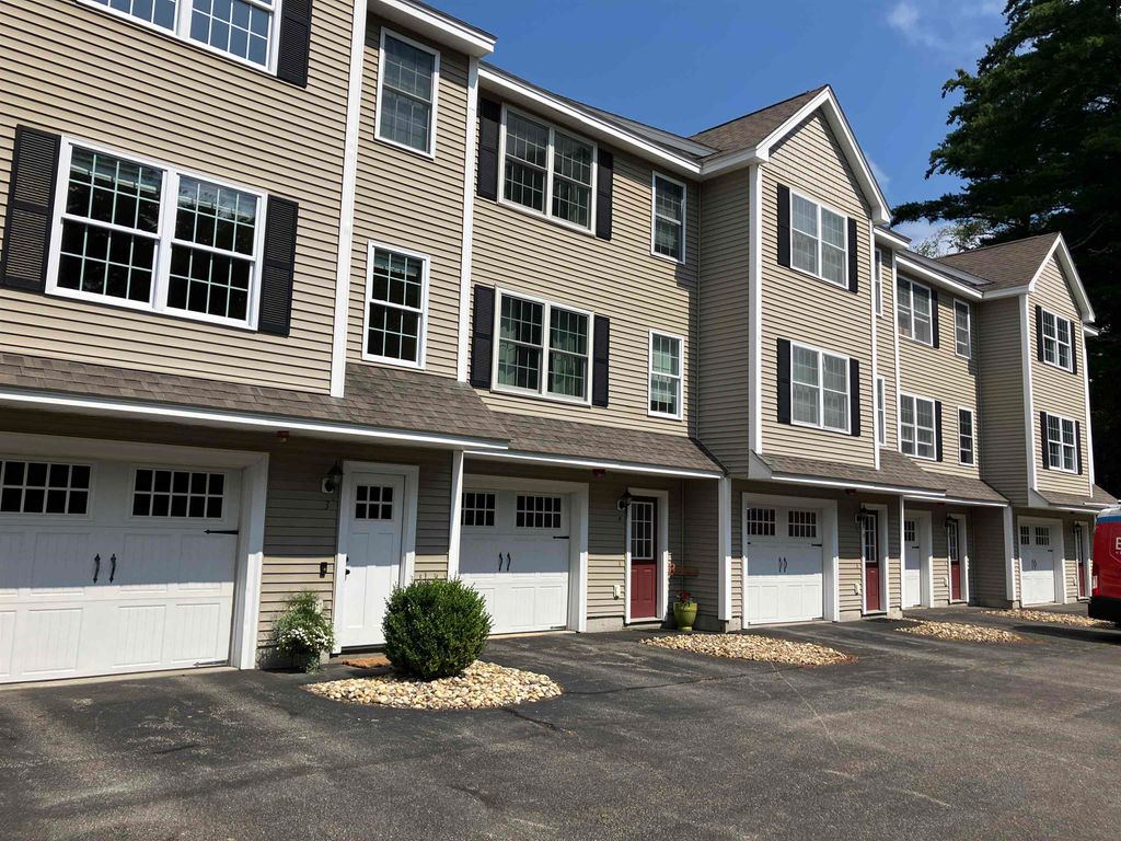 Photo of 6 Harvest Drive, Dover, NH 03820 (MLS # 5099388)