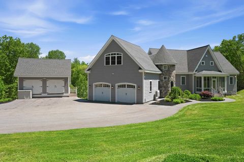 Photo of 4 South Grater Road, Merrimack, NH 03054 (MLS # 5091834)